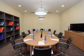 The Grand Gloria Hotel