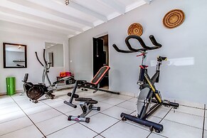 Sitatunga Guest Lodge & Transfers