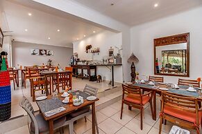 Sitatunga Guest Lodge & Transfers