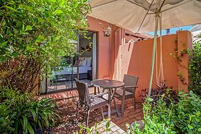 Sitatunga Guest Lodge & Transfers