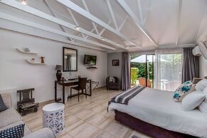 Sitatunga Guest Lodge & Transfers