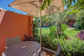 Sitatunga Guest Lodge & Transfers