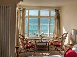 Beachside Apartment On The Beach