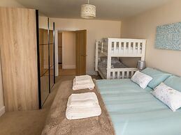 Beachside Apartment On The Beach