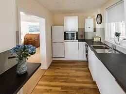 Beachside Apartment On The Beach