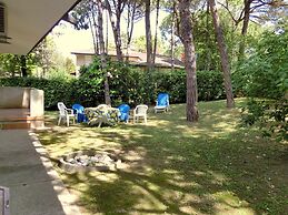 Lignano Riviera con 3 camere e giardino