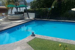 LA Casa MÁS Bonita DE Teques - 30 Personas