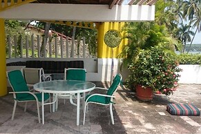 LA Casa MÁS Bonita DE Teques - 30 Personas
