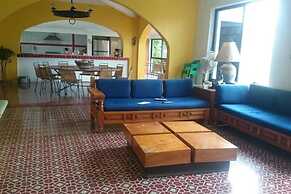 LA Casa MÁS Bonita DE Teques - 30 Personas