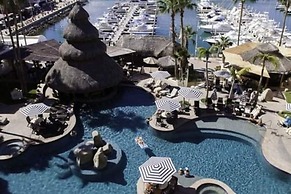 Special Offer, Unbeatable Location - 2BR Suite