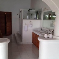 Hermosa Villa en Teques