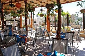 Great Nautical JR Suites (studio) in Cabo