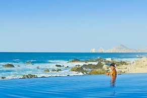 Ultimate Family Two Bedroom Suite at Cabo San Lucas