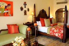 Unique Master 1 Bedroom Suite 1 King