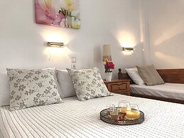 Cape Blue Apartments