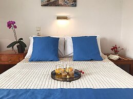 Cape Blue Apartments