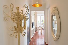 LU&CIA Apartamento Cervantes