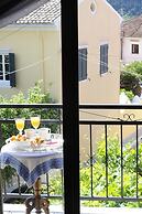 Traditional Greek Maisonette in Antiperni Village