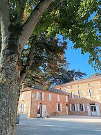 Le Jardin Des Cèdres
