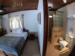 Casa Cecilia Beach Front