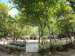 Casa Cecilia Beach Front