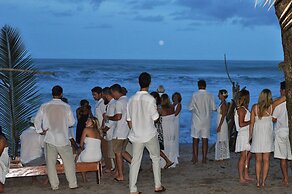 Casa Cecilia Beach Front