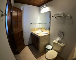 Casa Cecilia Beach Front