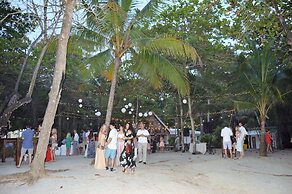 Casa Cecilia Beach Front