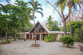 Casa Cecilia Beach Front