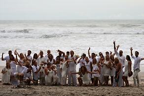 Casa Cecilia Beach Front