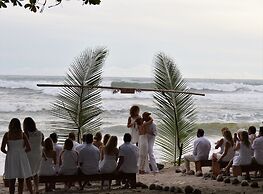 Casa Cecilia Beach Front
