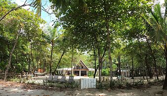 Casa Cecilia Beach Front