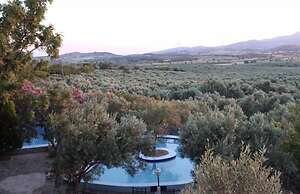 Cumhur Yesilirmak Butiqe Hotel