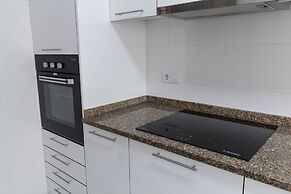 House and People - Feliciano Ramos