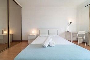 House and People - Feliciano Ramos