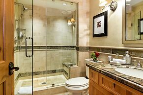 Colorado Lodge at the Ritz Carlton