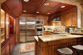 Colorado Lodge at the Ritz Carlton