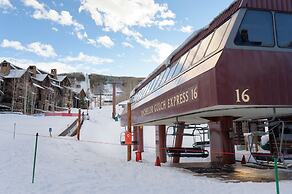 Colorado Lodge at the Ritz Carlton