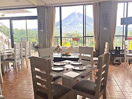 Alta Residences Legazpi