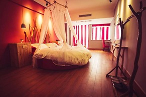 Zhangjiajie Interval Time Travel Inn