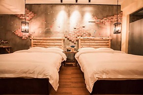 Zhangjiajie Interval Time Travel Inn