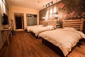 Zhangjiajie Interval Time Travel Inn