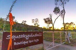 The Squeaky Windmill Boutique BnB