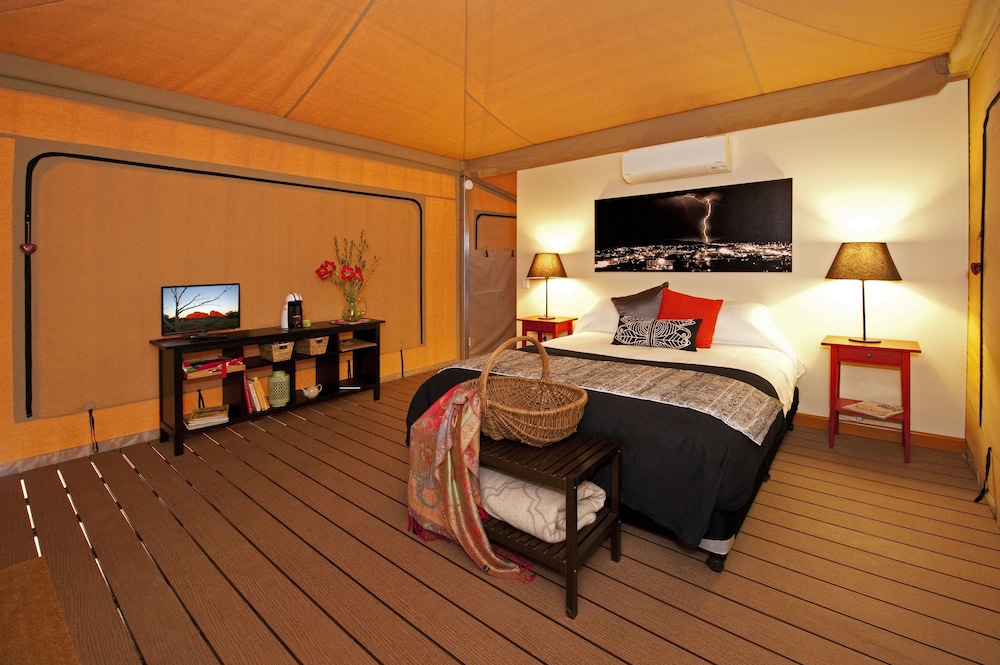 The Squeaky Windmill Boutique BnB