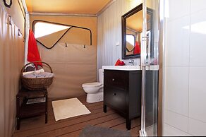 The Squeaky Windmill Boutique BnB