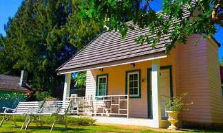 Cottages at Hill Resort