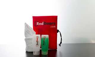 RedDoorz Plus near Mall Ciputra Jakarta