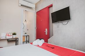 RedDoorz Plus @ Thamrin
