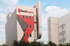 RedDoorz Plus @ Thamrin