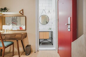 RedDoorz Plus @ Thamrin